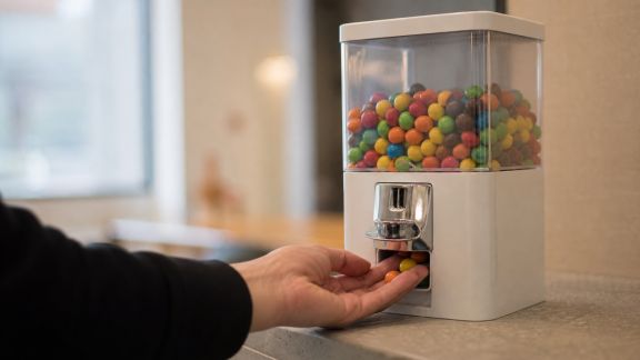 Test des distributeurs automatiques de friandises : quelle praticité au quotidien ?